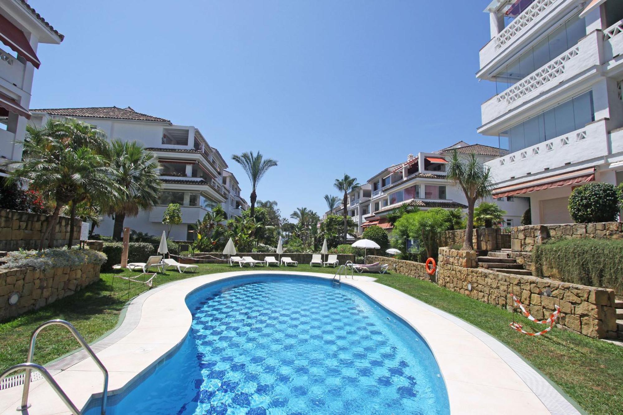 Apartment 1105 Beachfront Golden Mile
